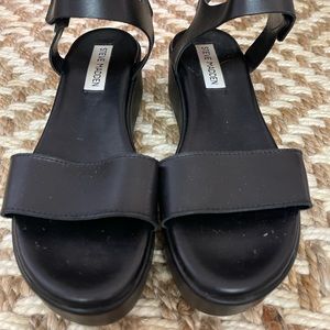 Steve Madden platform sandals